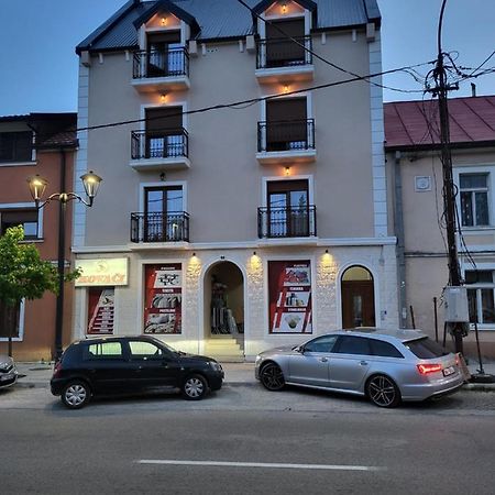 Lux Apartmani Bajova Cetinje Dış mekan fotoğraf