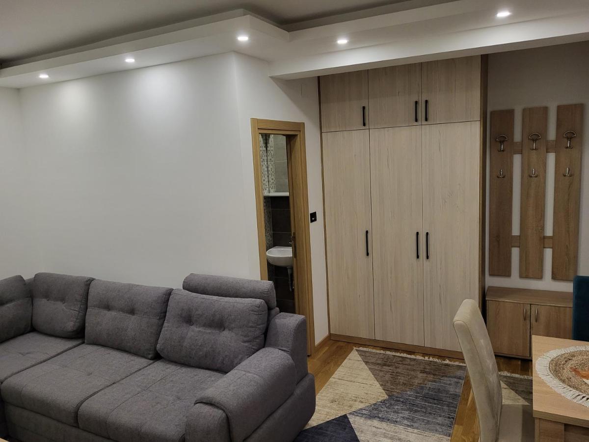 Lux Apartmani Bajova Cetinje Dış mekan fotoğraf