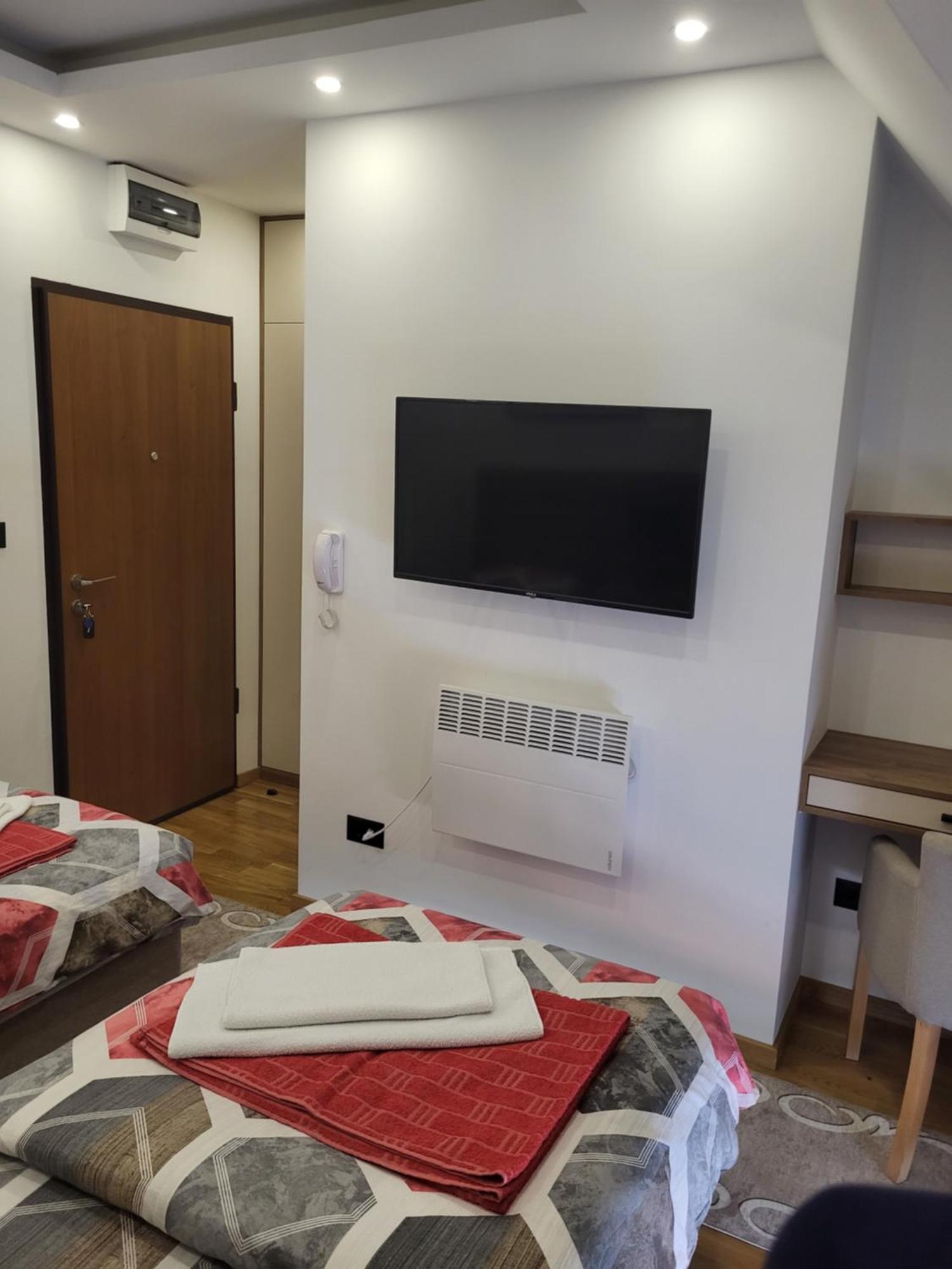 Lux Apartmani Bajova Cetinje Dış mekan fotoğraf